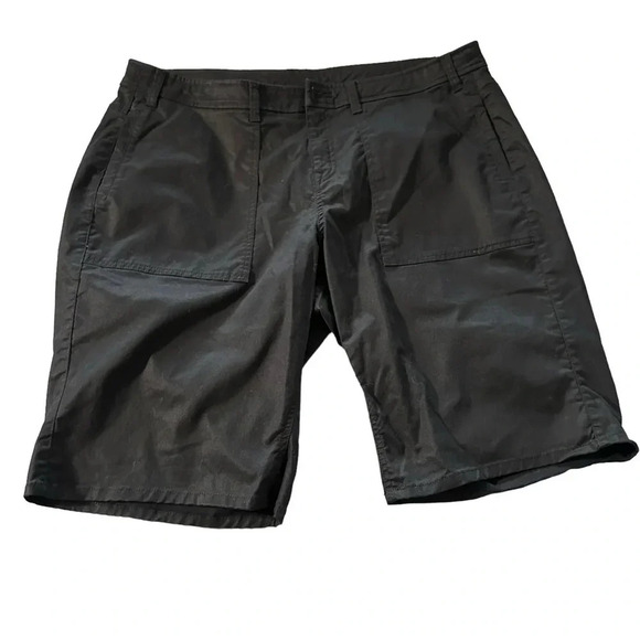 Lane Bryant women's size 18 black shorts - Picture 1 of 3